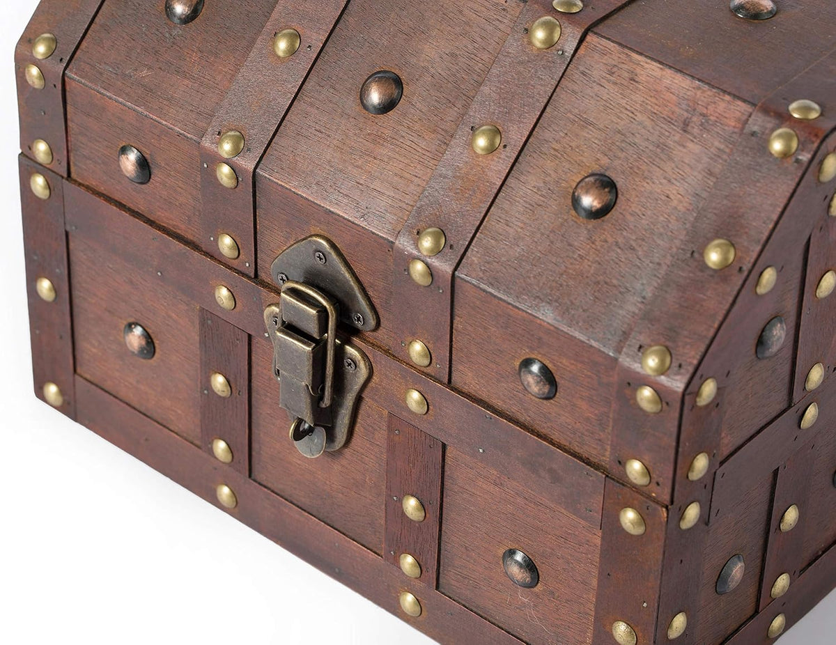 Vintage Pirate Chest E933