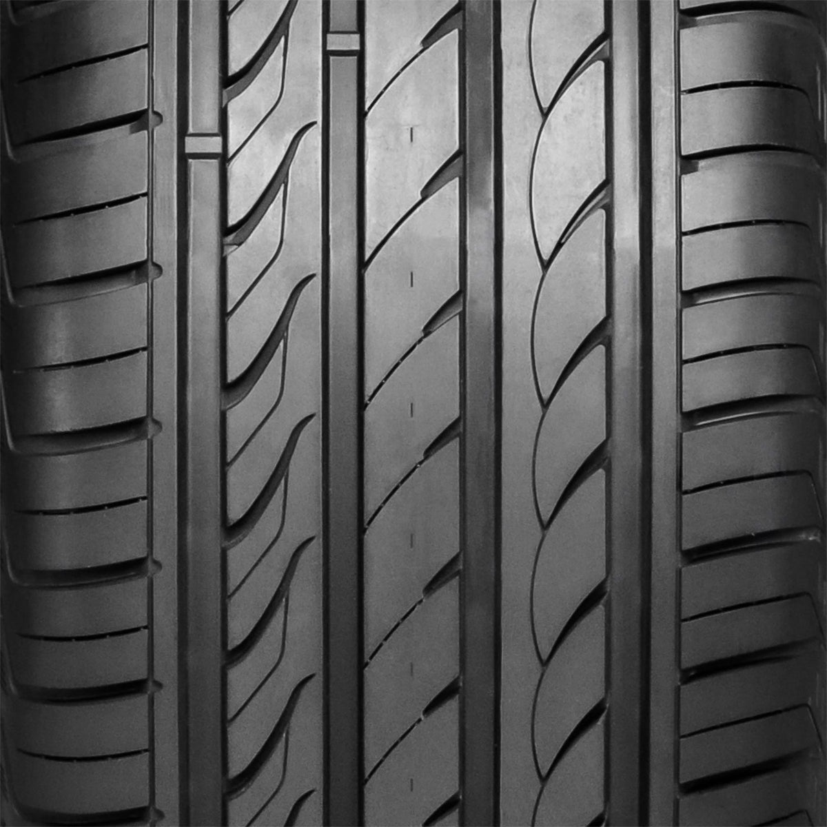 225/50R17 ZR 98W XL All Season High Performance Tire Z15135