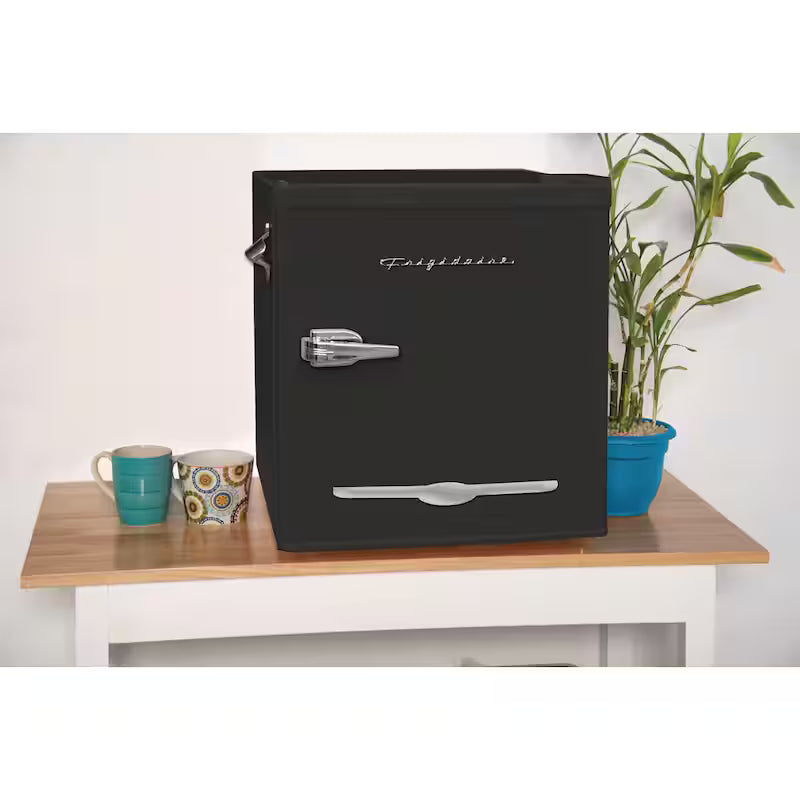 Black 1.6 cu. ft. Mini Fridge F922839