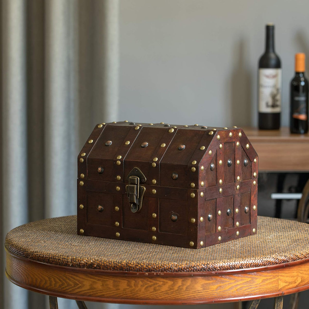 Vintage Pirate Chest E933