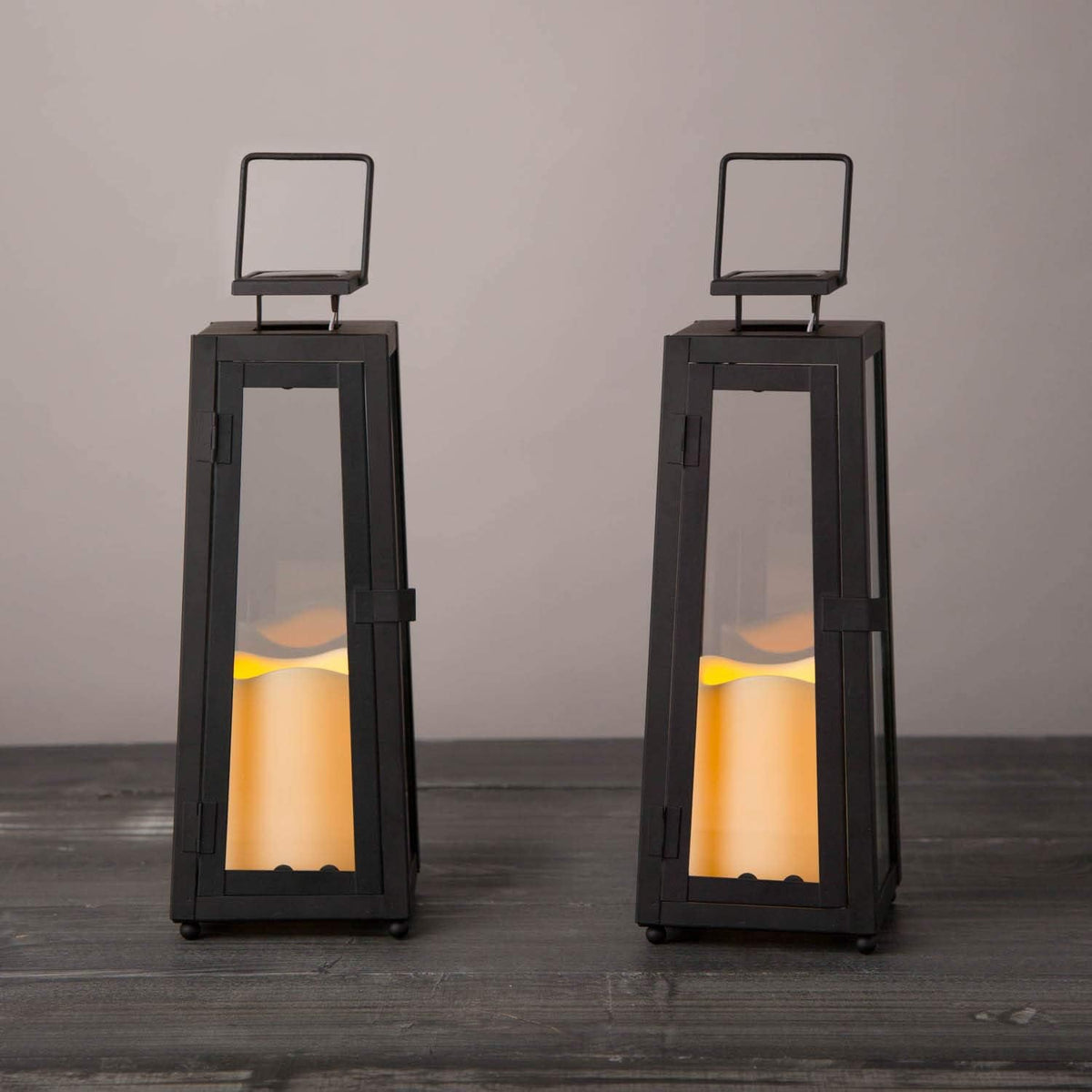 Black Metal Glass Solar Lantern R1566