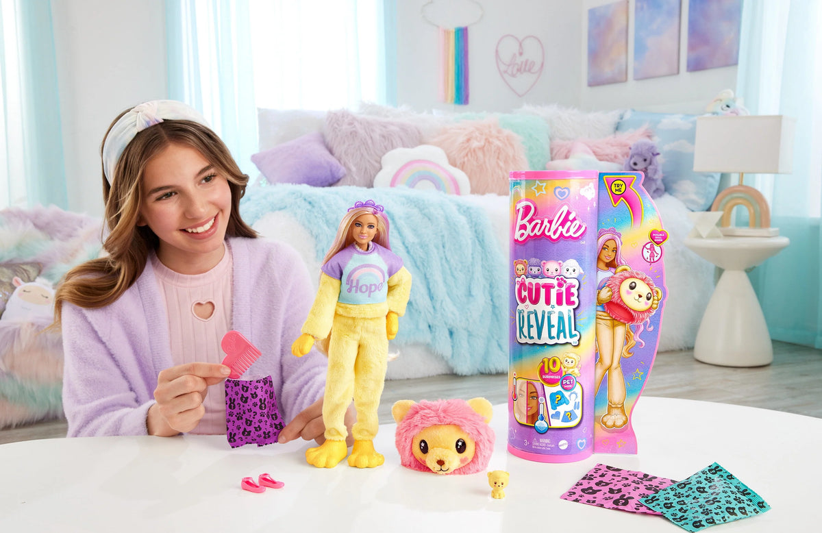 Cutie Reveal Doll & Accessories T932246