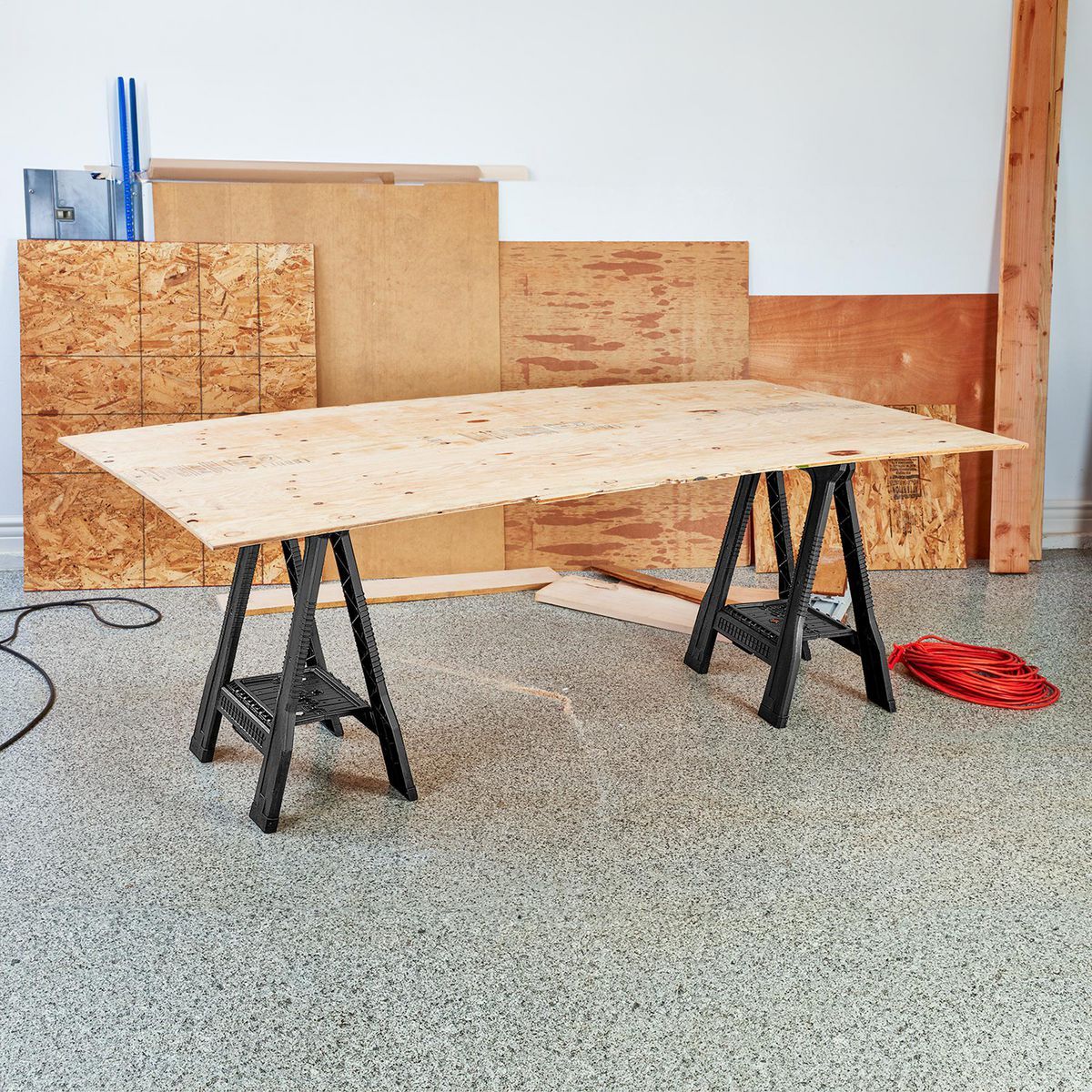 Polypropylene Folding Sawhorse 500 lb. Capacity D128
