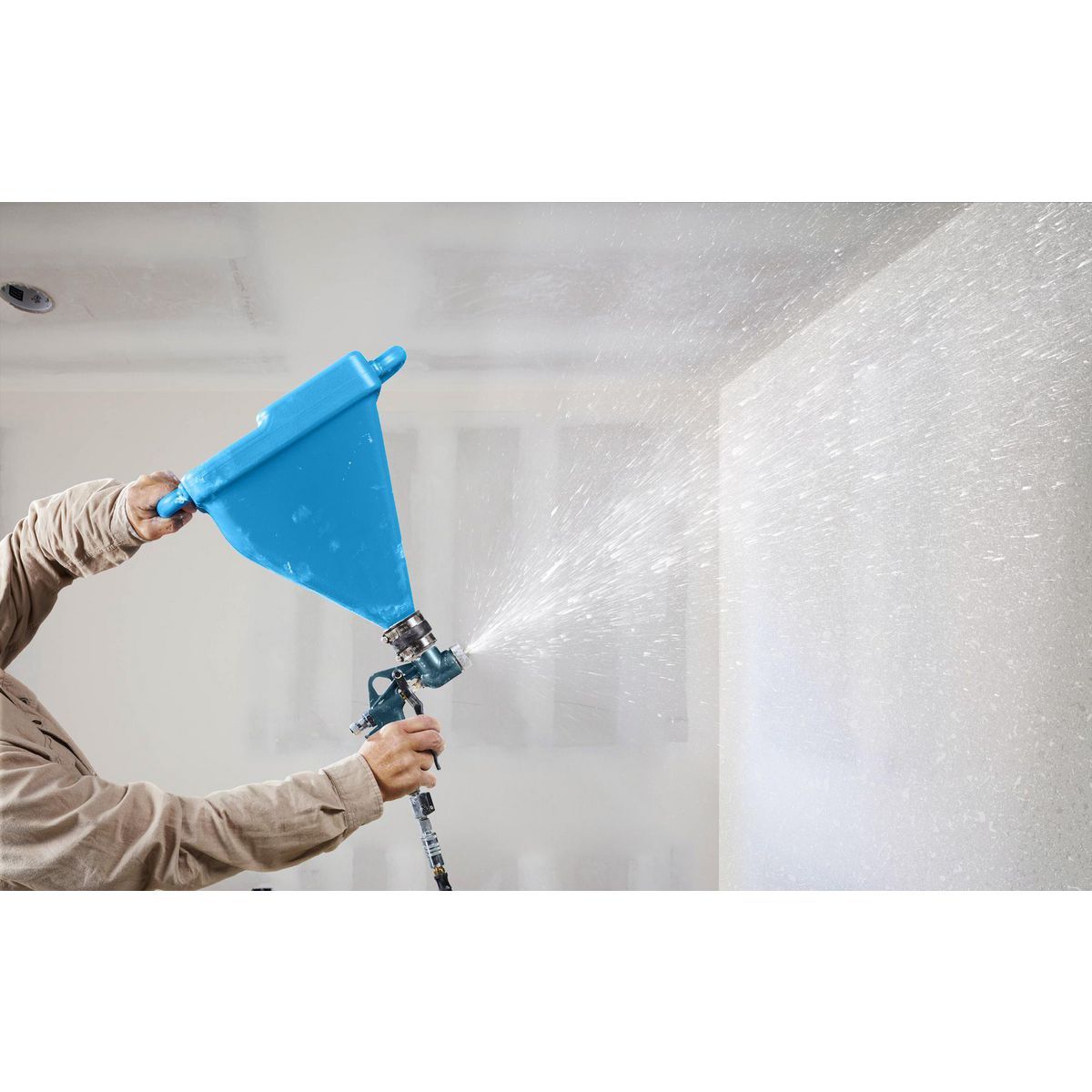 2 Gallon Gravity-Feed Texture Spray Gun P818